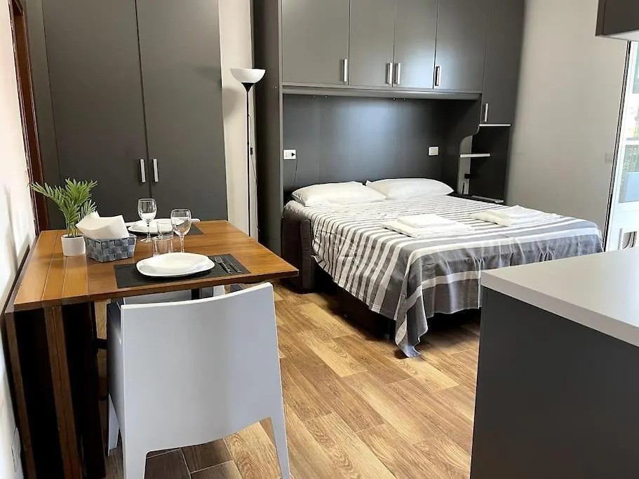 Free Parking Il Terrazzino ⭑⭑⭑⭑⭑ Daire Milano